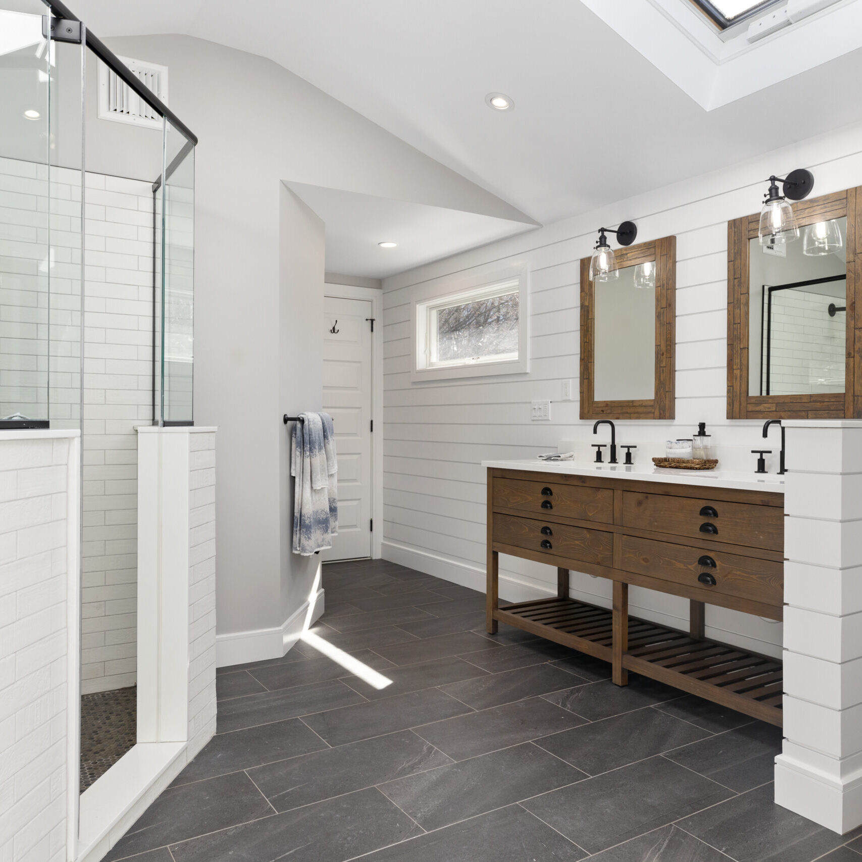 gallery-bathrooms-lloyd-harbor-2019-06